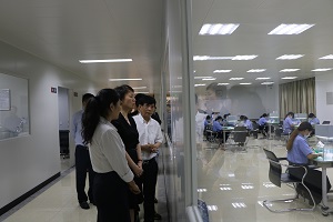 1567662861528826ZheJ.jpg 实验室1.jpg